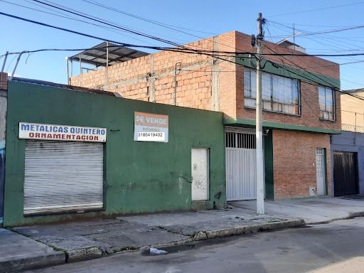 Bodega en venta Cundinamarca Bogotá Santa Sofía 300 m2 Habitaciones 0 Baños 6 Garajes 1 Precio $990000000