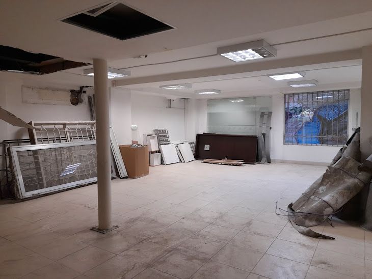 Local en arriendo Antioquia Envigado El Portal 180 m2 Habitaciones 0 Baños 0 Garajes 8 Precio $25000000