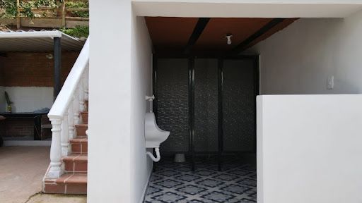 Finca en venta Antioquia Barbosa Barbosa 2000 m2 Habitaciones 5 Baños 3 Garajes 3 Precio $900000000