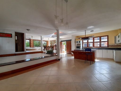 Casa en venta Antioquia Sabaneta La Florida 450 m2 Habitaciones 5 Baños 4 Garajes 0 Precio $1400000000