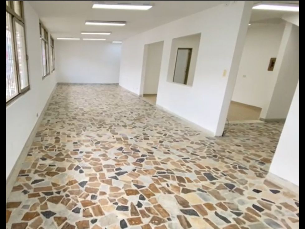 Oficina en arriendo Quindío Armenia La Campiña 450 m2 Habitaciones 0 Baños 0 Garajes 0 Precio $7500000