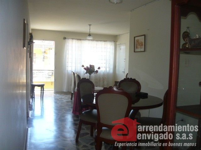 Casa en venta Antioquia Envigado Bucarest 113 m2 Habitaciones 5 Baños 2 Garajes 0 Precio $800000000