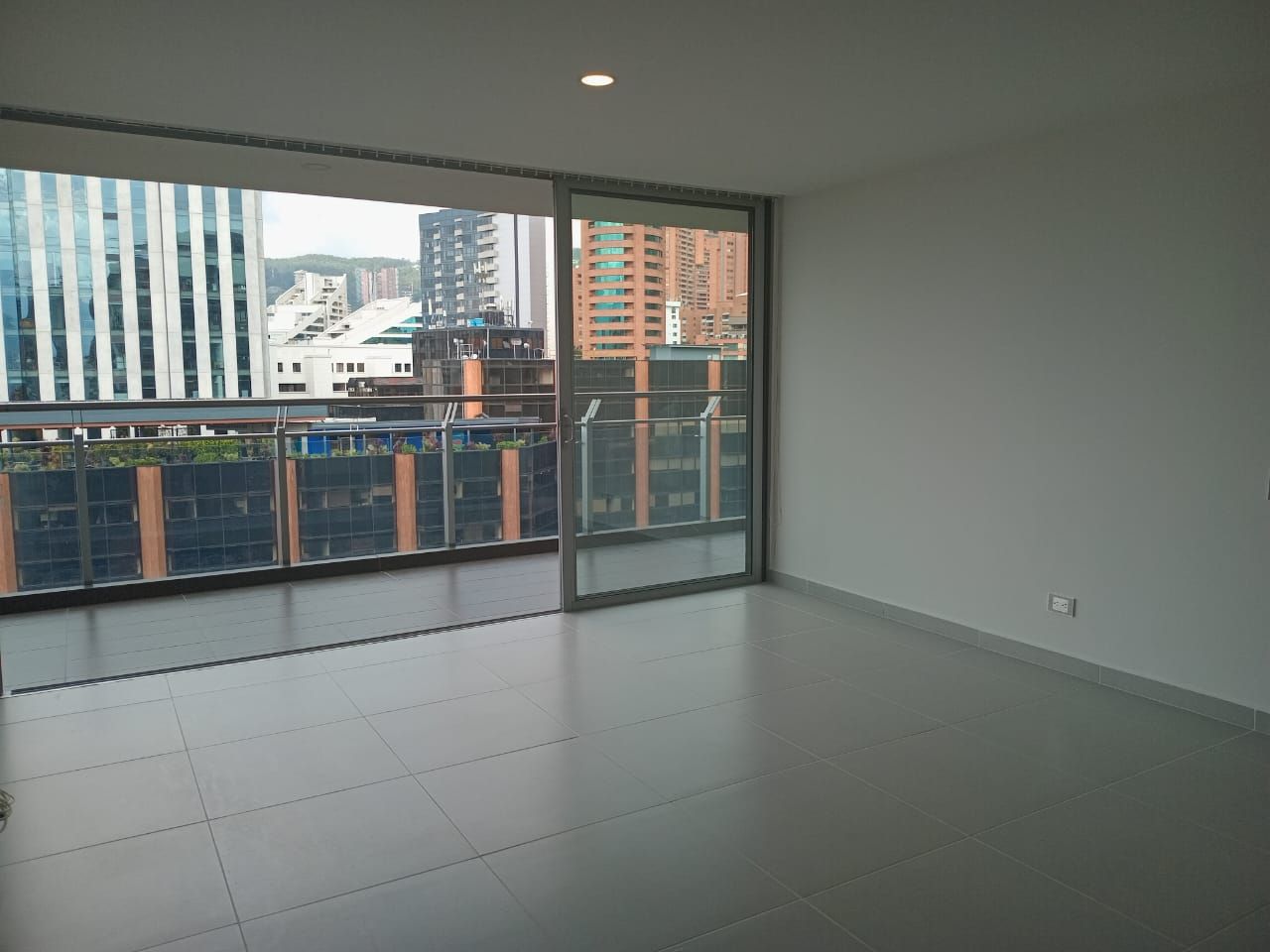Apartamento en arriendo Antioquia Medellín Patio Bonito 90 m2 Habitaciones 2 Baños 4 Garajes 3 Precio $6200000