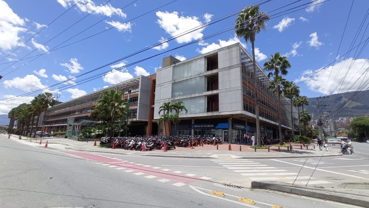 Oficina en arriendo Antioquia Medellín Noel 199 m2 Habitaciones 0 Baños 2 Garajes 3 Precio $14700000