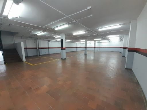 Bodega en venta Cundinamarca Bogotá Santa Sofía 1000 m2 Habitaciones 0 Baños 4 Garajes 3 Precio $3000000000