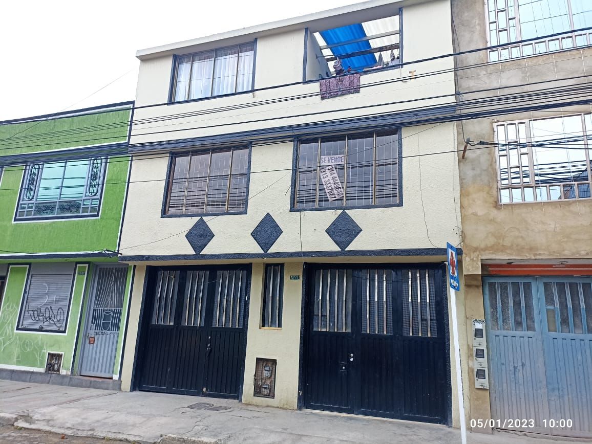 Casa en venta Cundinamarca Bogotá Gran Colombiano 386 m2 Habitaciones 6 Baños 4 Garajes 1 Precio $415000000