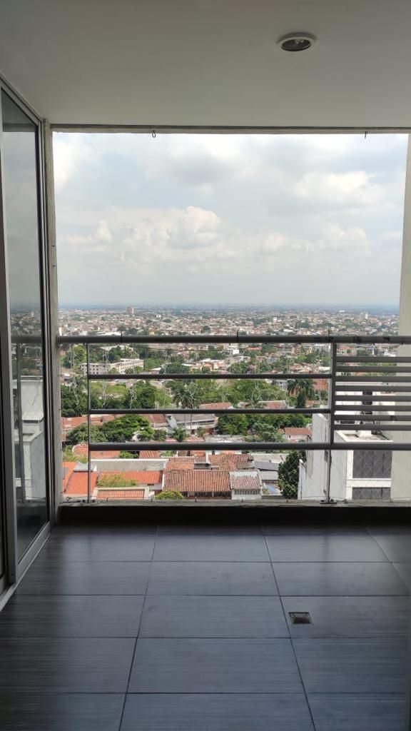 Apartamento en venta Valle Del Cauca Cali Conjunto Residencial Club Cristales I 75 m2 Habitaciones 2 Baños 2 Garajes 3 Precio $400000000