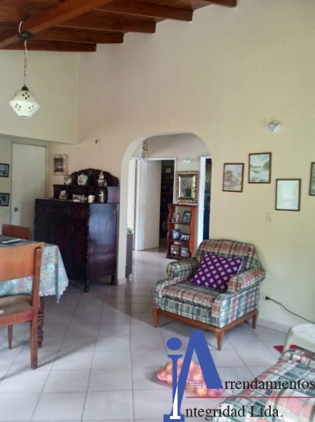 Casa en venta Antioquia Medellín Las Violetas 80 m2 Habitaciones 4 Baños 2 Garajes 0 Precio $250000000