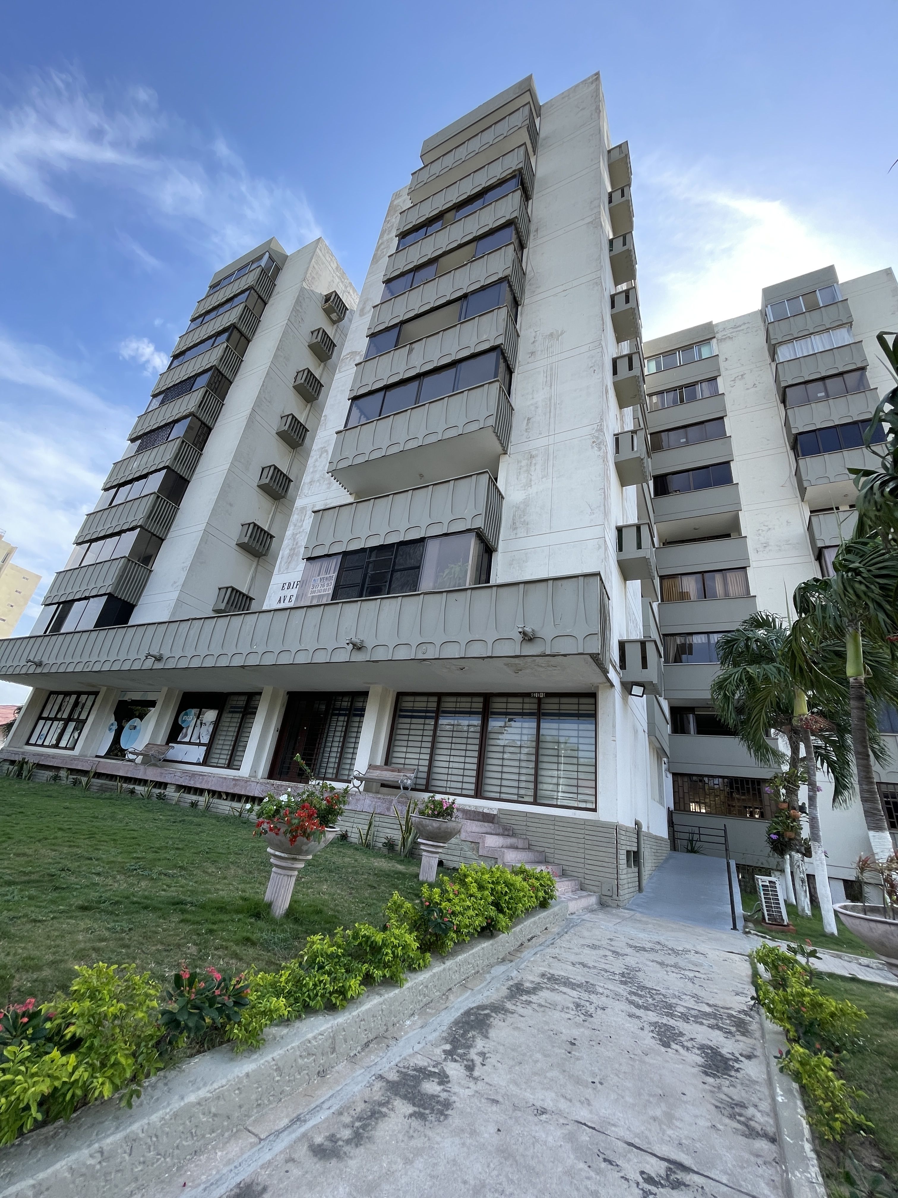 Apartamento en venta Atlántico Barranquilla El Prado 143 m2 Habitaciones 2 Baños 2 Garajes 1 Precio $350000000