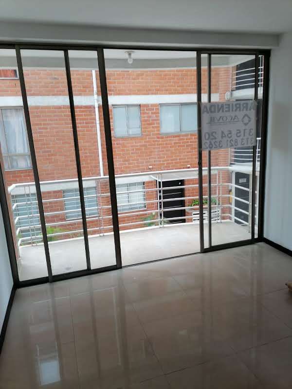 Apartamento en arriendo Valle Del Cauca Cali La Hacienda 84 m2 Habitaciones 3 Baños 2 Garajes 1 Precio $2685000