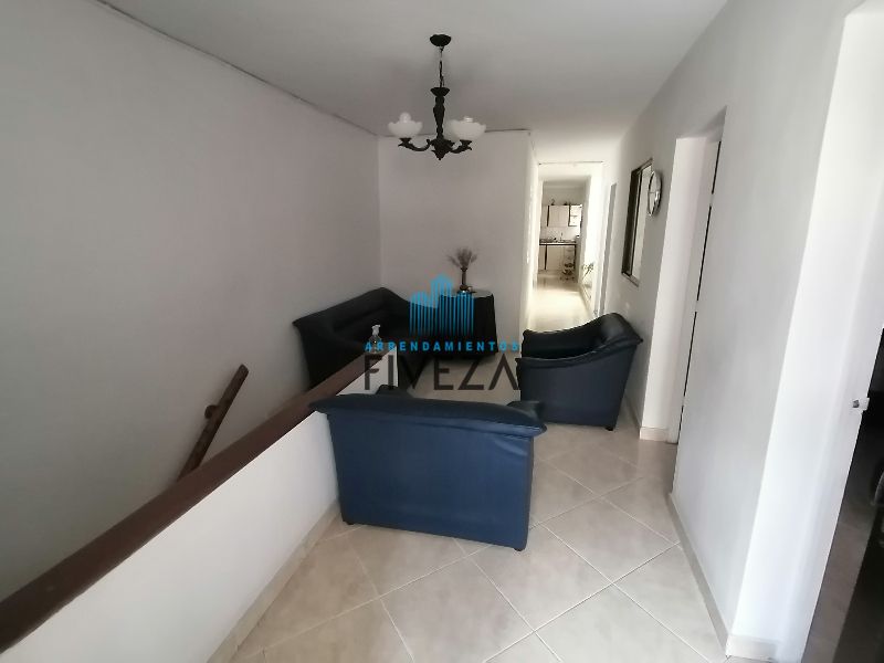 Casa en venta Antioquia Itagüí Camparola 140 m2 Habitaciones 6 Baños 2 Garajes 0 Precio $450000000