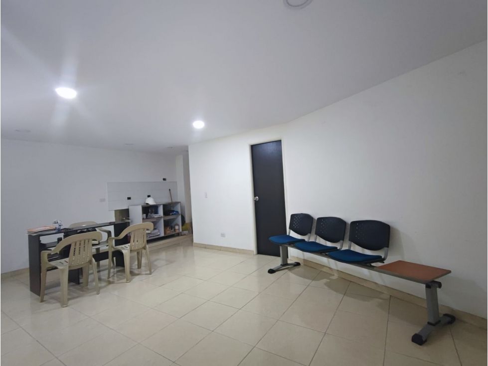 Local en venta Caldas Manizales Los Alcazares 41 m2 Habitaciones 0 Baños 1 Garajes 0 Precio $140000000