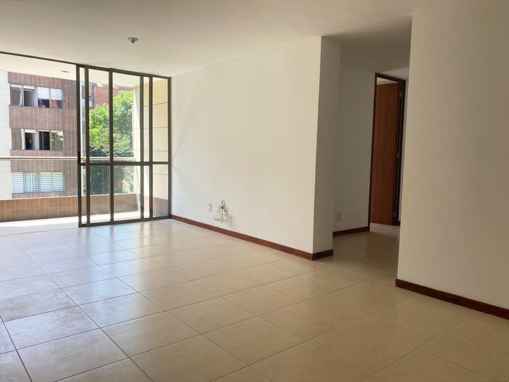 Apartamento en arriendo Antioquia Envigado Bosques De Zúñiga 90 m2 Habitaciones 3 Baños 2 Garajes 2 Precio $4300000
