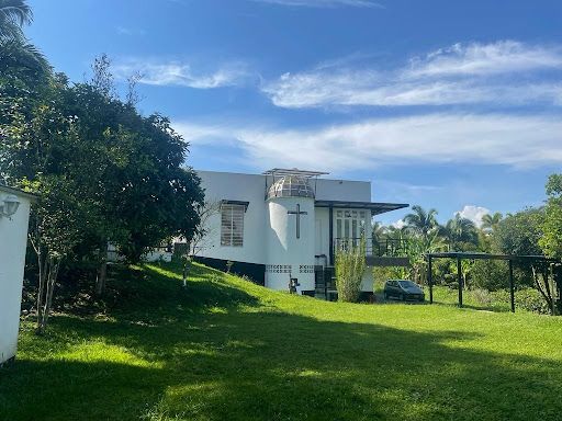 Casa en venta Risaralda Pereira Pereira 350 m2 Habitaciones 7 Baños 13 Garajes 8 Precio $1500000000