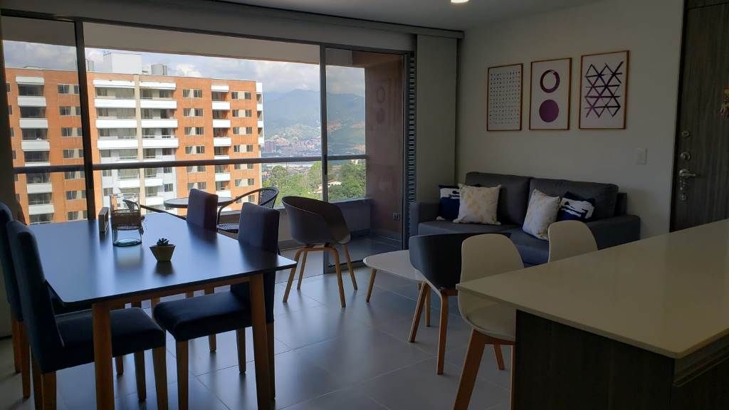 Apartamento en venta Antioquia Envigado El Chinguí 86 m2 Habitaciones 3 Baños 2 Garajes 3 Precio $518000000
