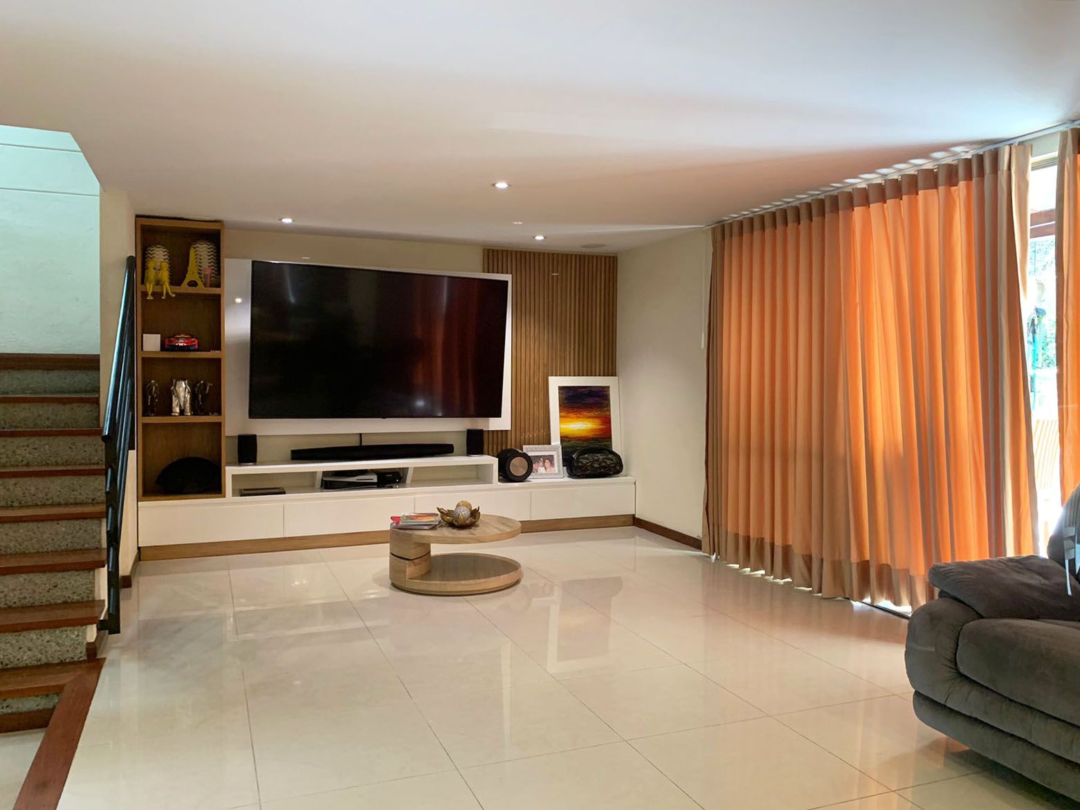 Casa en venta Antioquia Envigado Zúñiga 180 m2 Habitaciones 4 Baños 6 Garajes 4 Precio $1330000000