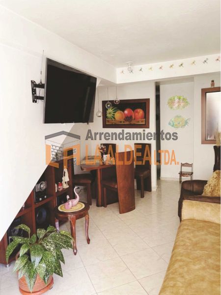 Casa en venta Antioquia Itagüí La Esmeralda 99 m2 Habitaciones 3 Baños 0 Garajes 2 Precio $400000000