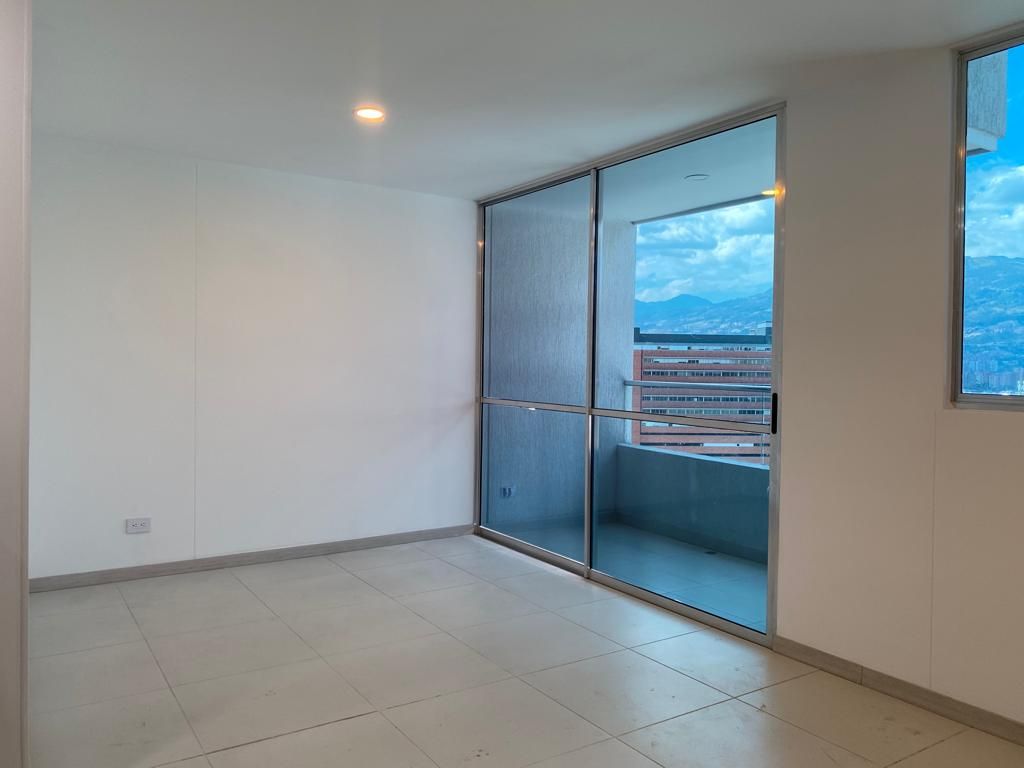 Apartamento en arriendo o venta Antioquia Medellín San Diego 76 m2 Habitaciones 3 Baños 2 Garajes 2 Precio venta $580000000 Precio arriendo $3900000