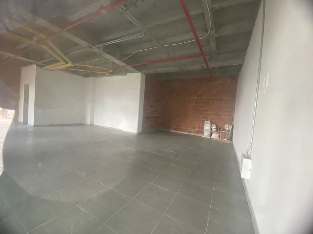 Local en venta Antioquia Envigado Las Antillas 70 m2 Habitaciones 0 Baños 0 Garajes 1 Precio $510000000