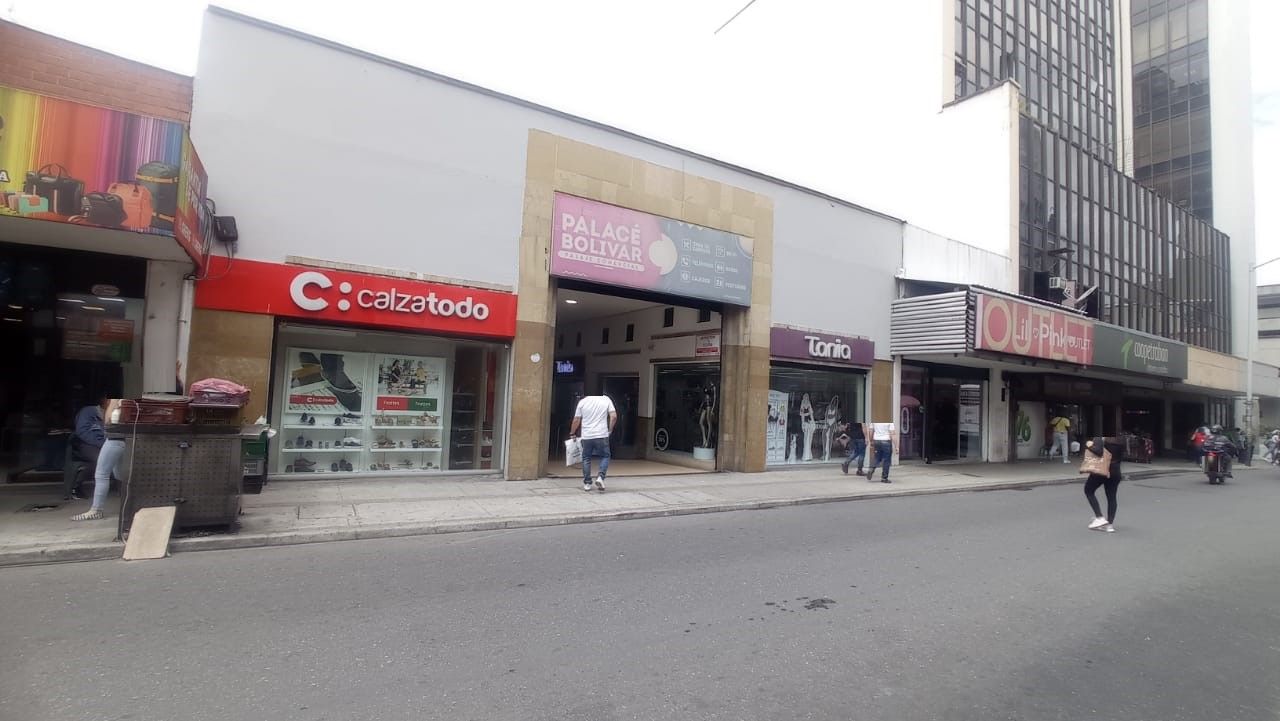 Local en arriendo Antioquia Medellín La Candelaria 25 m2 Habitaciones 0 Baños 0 Garajes 0 Precio $2700000