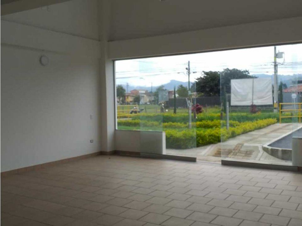 Local en arriendo Antioquia La Ceja Centro 70 m2 Habitaciones 0 Baños 0 Garajes 1 Precio $1800000