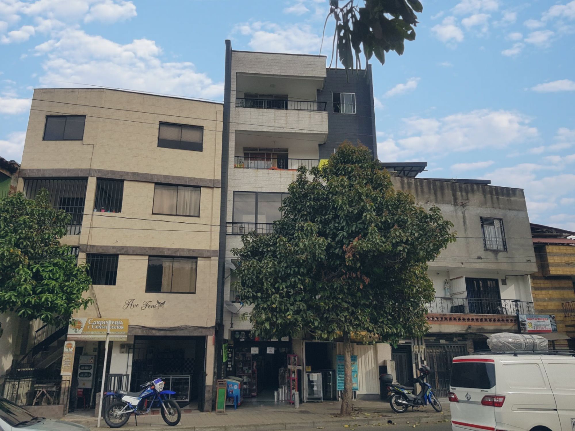 Inmuebles en Remate Apartamento en venta Antioquia Itagüí Santa María No 2 102 m2 Habitaciones 3 Baños 2 Garajes 0 Precio $360000000