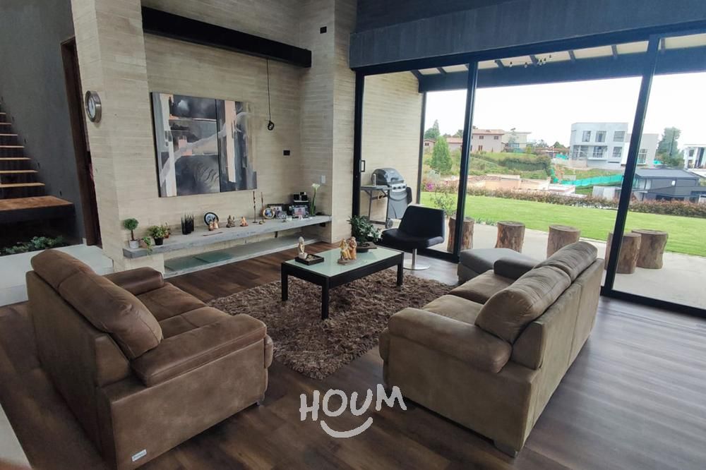 Casa en venta Antioquia Medellín Medellín 438 m2 Habitaciones 5 Baños 6 Garajes 4 Precio $2450000000