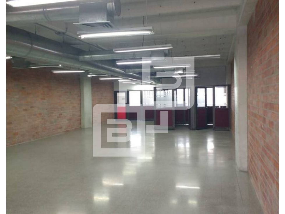 Oficina en arriendo Antioquia Medellín Shellmar 199 m2 Habitaciones 0 Baños 4 Garajes 4 Precio $12302000