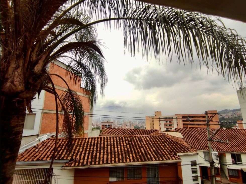 Apartamento en venta Antioquia Medellín Medellín 120 m2 Habitaciones 3 Baños 4 Garajes 2 Precio $368000000