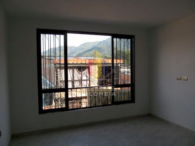 Casa en venta Tolima Ibagué San Isidro 420 m2 Habitaciones 16 Baños 21 Garajes 2 Precio $800000000