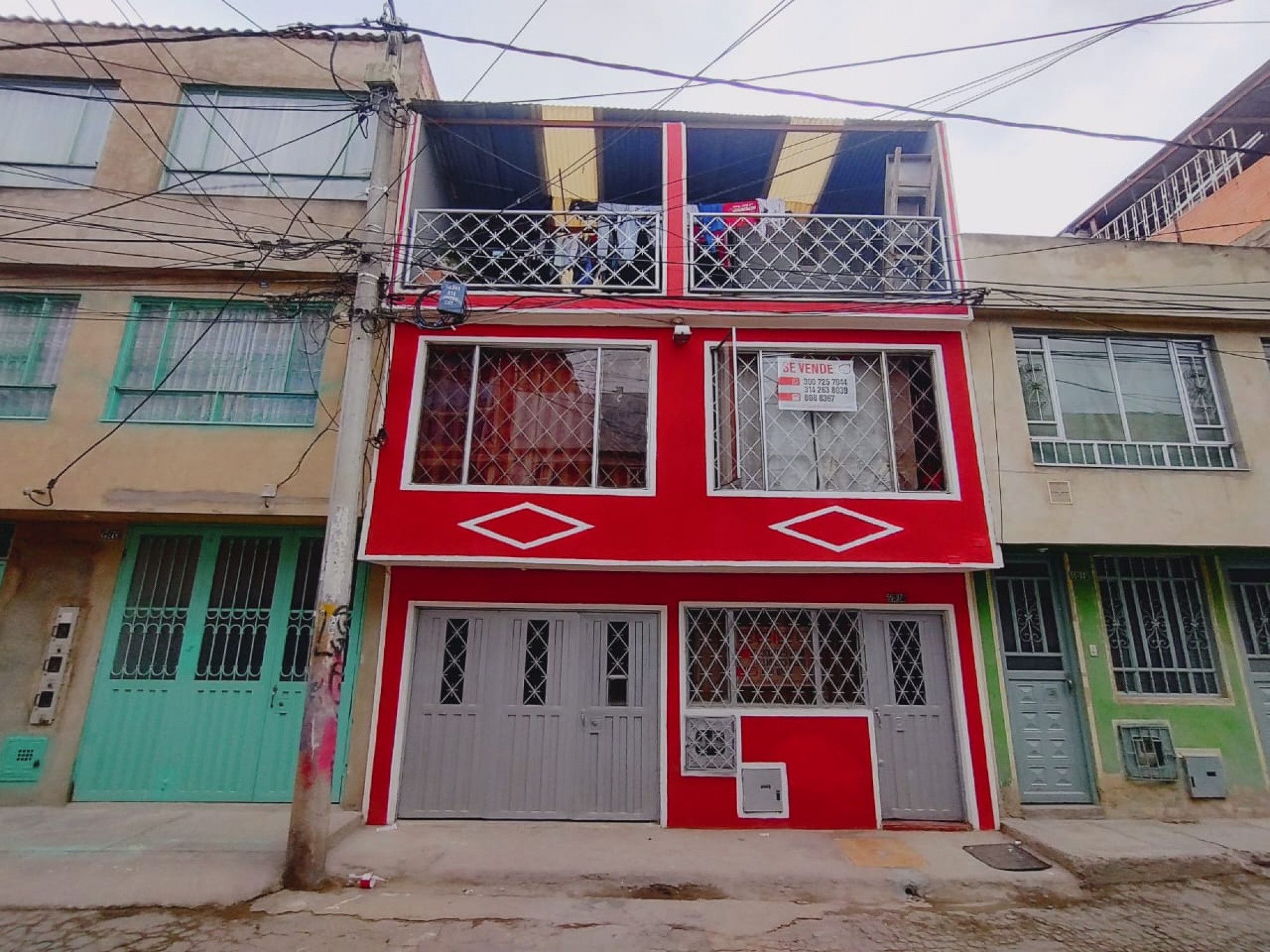 Casa en venta Cundinamarca Bogotá Cañaveralejo 170 m2 Habitaciones 8 Baños 4 Garajes 1 Precio $290000000