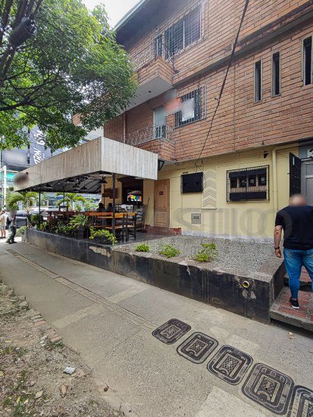 Oficina en arriendo Antioquia Medellín Los Conquistadores 45 m2 Habitaciones 0 Baños 1 Garajes 0 Precio $2300000