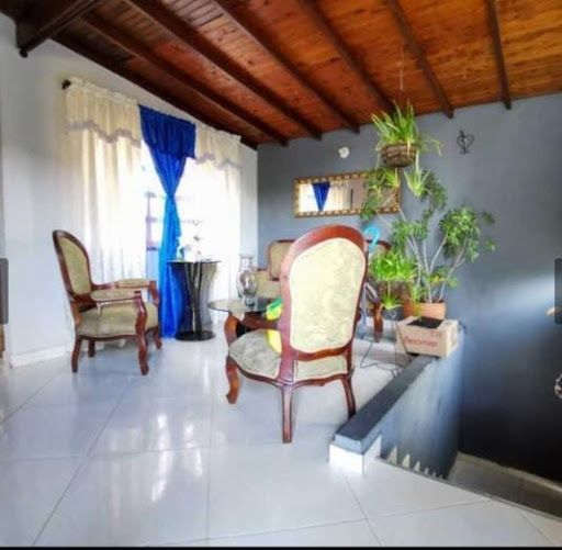 Casa en venta Antioquia Medellín Las Esmeraldas 140 m2 Habitaciones 4 Baños 0 Garajes 1 Precio $360000000