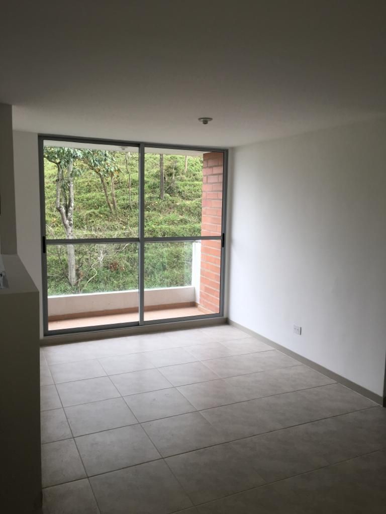 Apartamento en venta Antioquia Envigado Loma Del Barro 65 m2 Habitaciones 3 Baños 2 Garajes 2 Precio $380000000