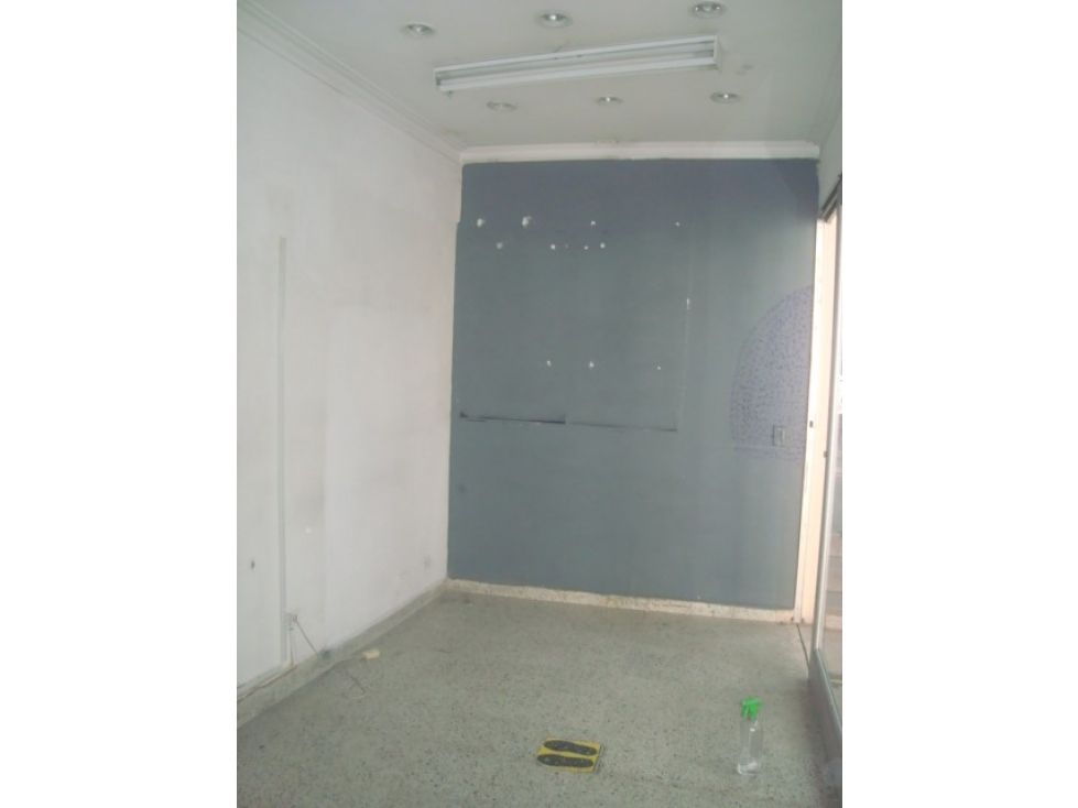 Local en arriendo Antioquia Medellín La Candelaria 25 m2 Habitaciones 0 Baños 0 Garajes 1 Precio $1800000
