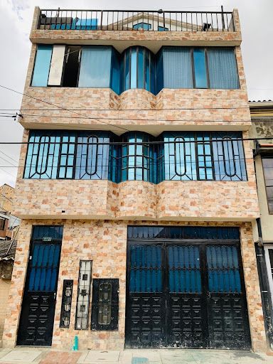 Casa en venta Cundinamarca Bogotá Santa Catalina 268 m2 Habitaciones 6 Baños 4 Garajes 1 Precio $620000000