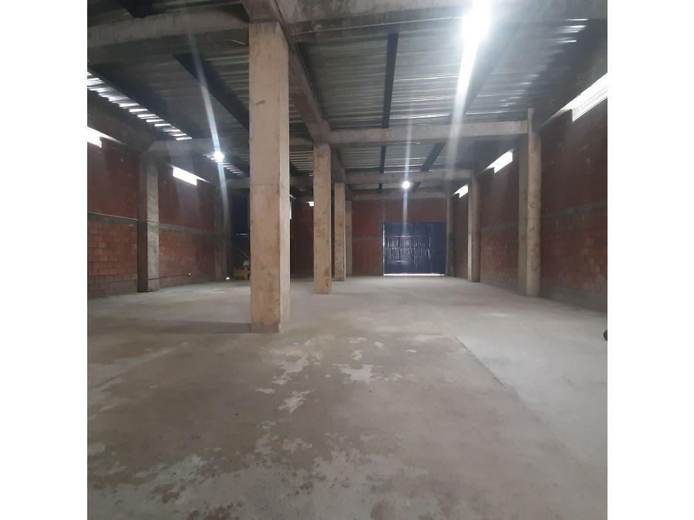Bodega en venta Caldas Manizales Manizales 700 m2 Habitaciones 0 Baños 2 Garajes 0 Precio $1700000000