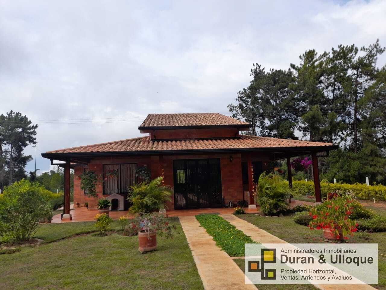 Finca en venta Santander Los Santos Los Santos 1590 m2 Habitaciones 4 Baños 4 Garajes 7 Precio $540000000