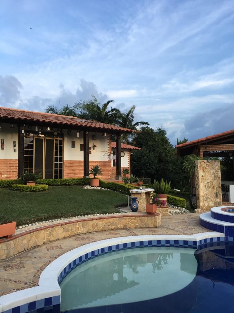 Casa Campestre en venta Risaralda Pereira San Jose 412 m2 Habitaciones 3 Baños 13 Garajes 3 Precio $1250000000