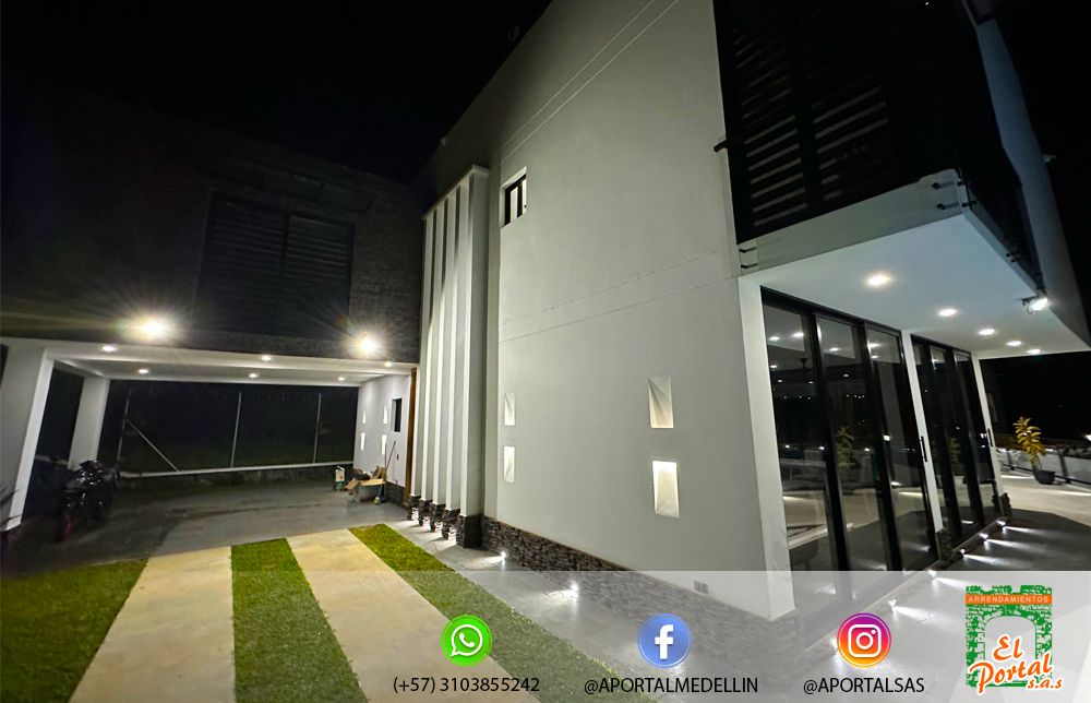 Finca en arriendo o venta Antioquia San Jerónimo San Jerónimo 780 m2 Habitaciones 5 Baños 8 Garajes 2 Precio venta $2500000000 Precio arriendo $2300000