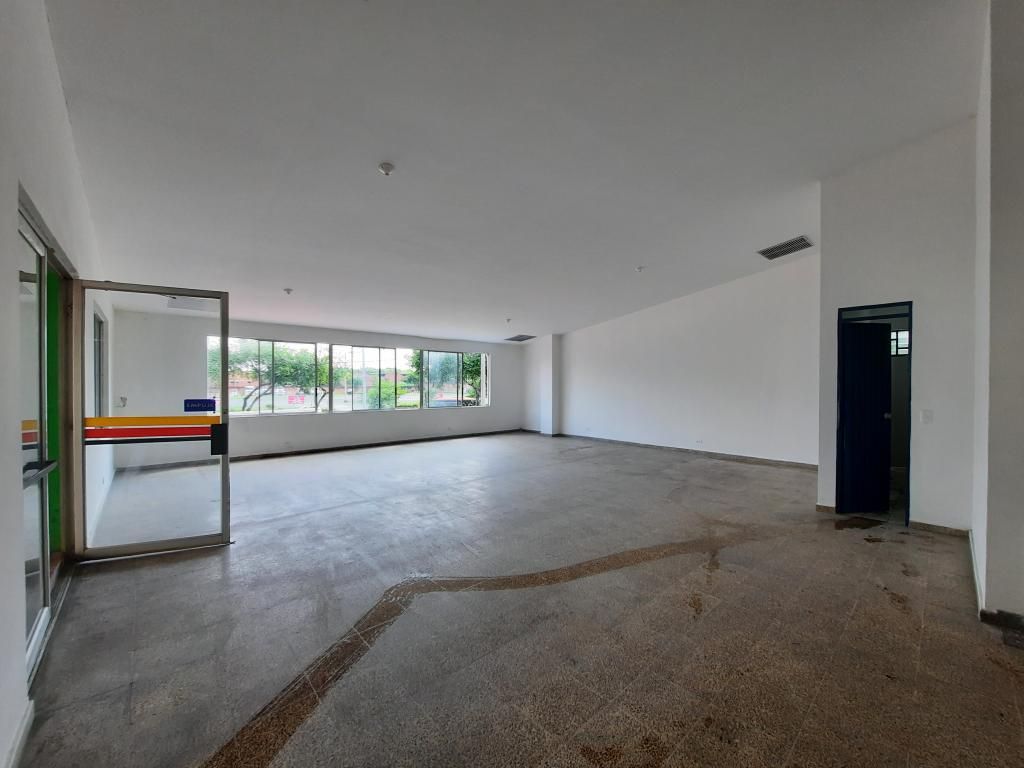 Local en venta Valle Del Cauca Cali Las Ceibas 70 m2 Habitaciones 0 Baños 0 Garajes 1 Precio $210000000