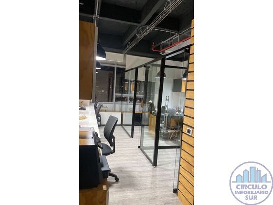 Oficina en arriendo Antioquia Envigado Primavera 35 m2 Habitaciones 0 Baños 0 Garajes 2 Precio $2700000
