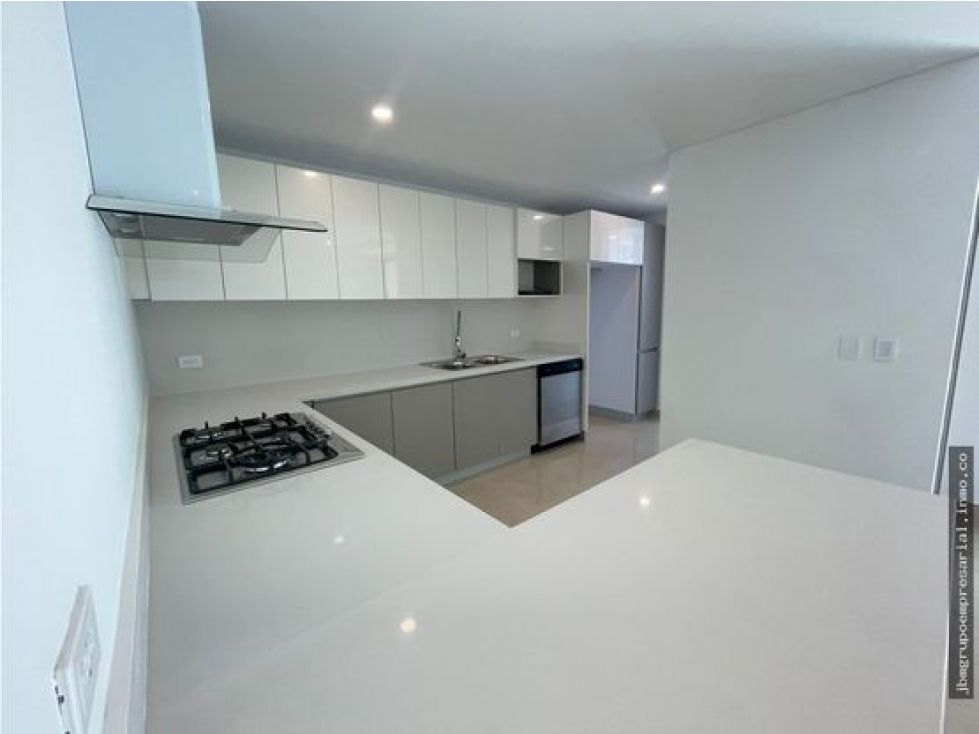 Casa en venta Atlántico Barranquilla Asd 240 m2 Habitaciones 3 Baños 8 Garajes 2 Precio $1195000000