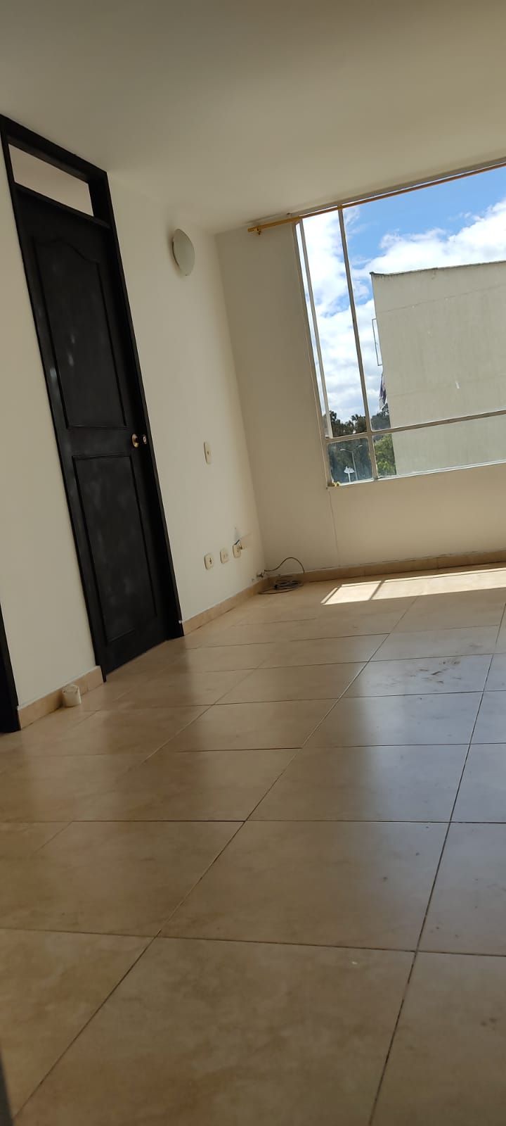 Apartamento en venta Cundinamarca Bogotá Villa Alsacia 43 m2 Habitaciones 3 Baños 1 Garajes 1 Precio $255000000
