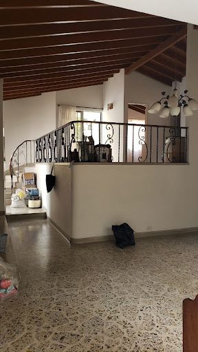 Casa en arriendo Antioquia Medellín Los Conquistadores 440 m2 Habitaciones 5 Baños 6 Garajes 1 Precio $11000000