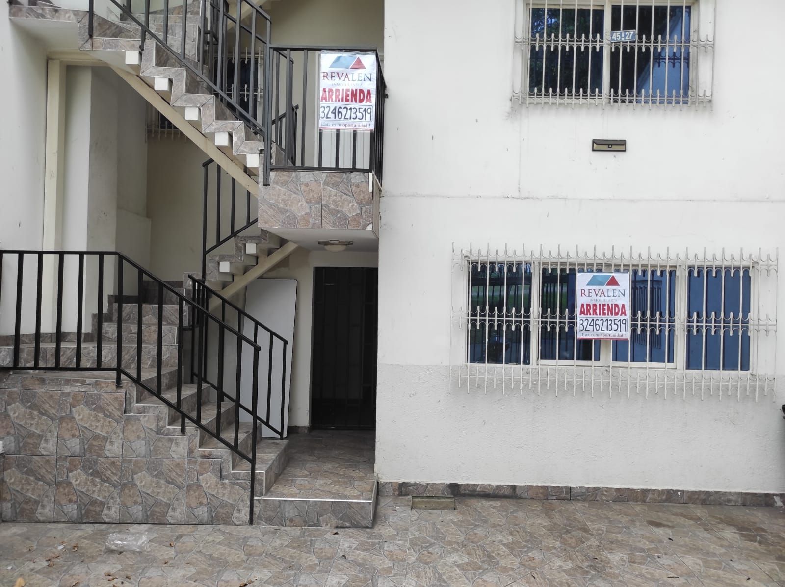 Casa en venta Valle Del Cauca Cali Urbanización La Merced 250 m2 Habitaciones 10 Baños 13 Garajes 3 Precio $670000000