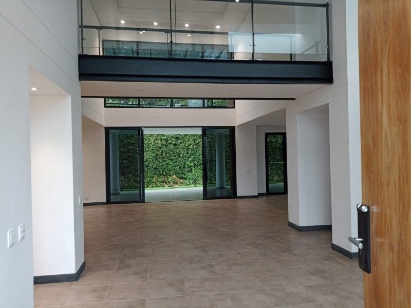 Casa en venta Antioquia Rionegro Rionegro 502 m2 Habitaciones 5 Baños 13 Garajes 12 Precio $4500000000