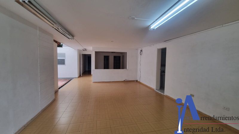 Casa en arriendo Antioquia Medellín Lorena 189 m2 Habitaciones 5 Baños 4 Garajes 0 Precio $4800000