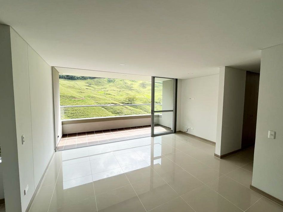 Apartamento en venta Antioquia Envigado El Chinguí 94 m2 Habitaciones 3 Baños 2 Garajes 2 Precio $810000000