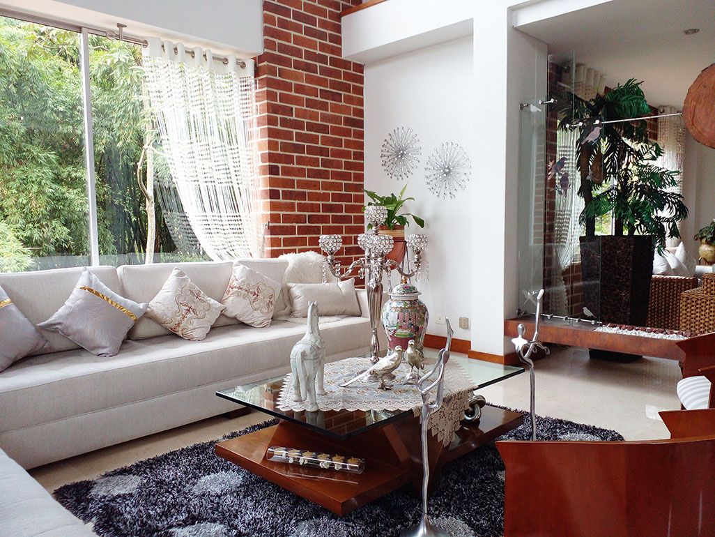 Casa en venta Antioquia Envigado El Chinguí 656 m2 Habitaciones 4 Baños 13 Garajes 12 Precio $4350000000